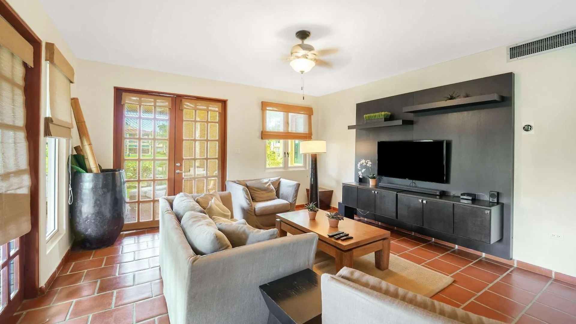Family Villa Oleana Waterviews Oceanfront With Water And Generator Vega Alta